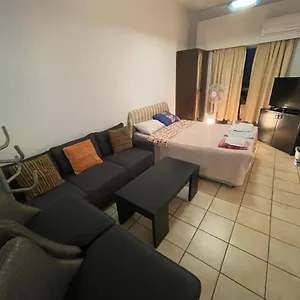 studio-apartment.larnacahotels.org/