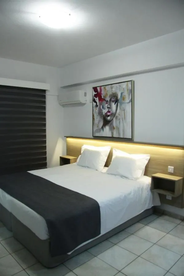 Larnaca Bay Suites Apartment