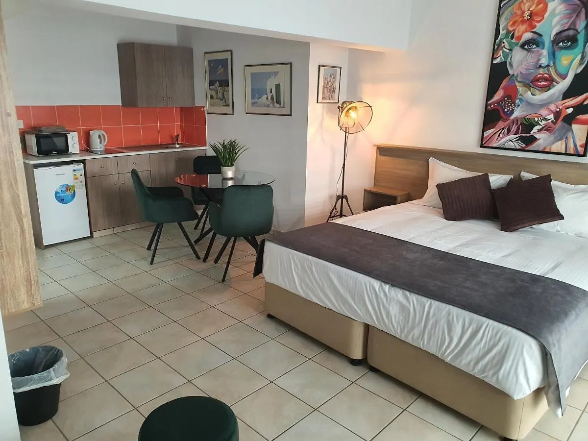 Apartment Larnaca Bay Suites